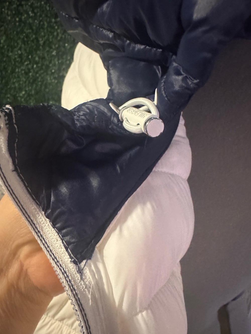 Tommy Hilfiger White Quilted Puffer Jacket with Navy Hood - Picture 7 of 10
